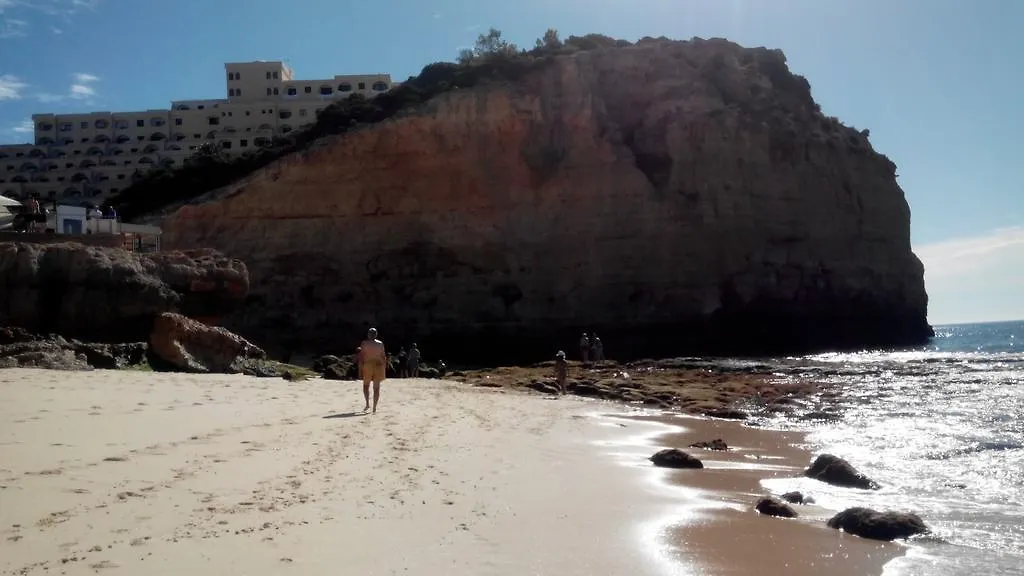 Centeanes Beach Apartment Carvoeiro